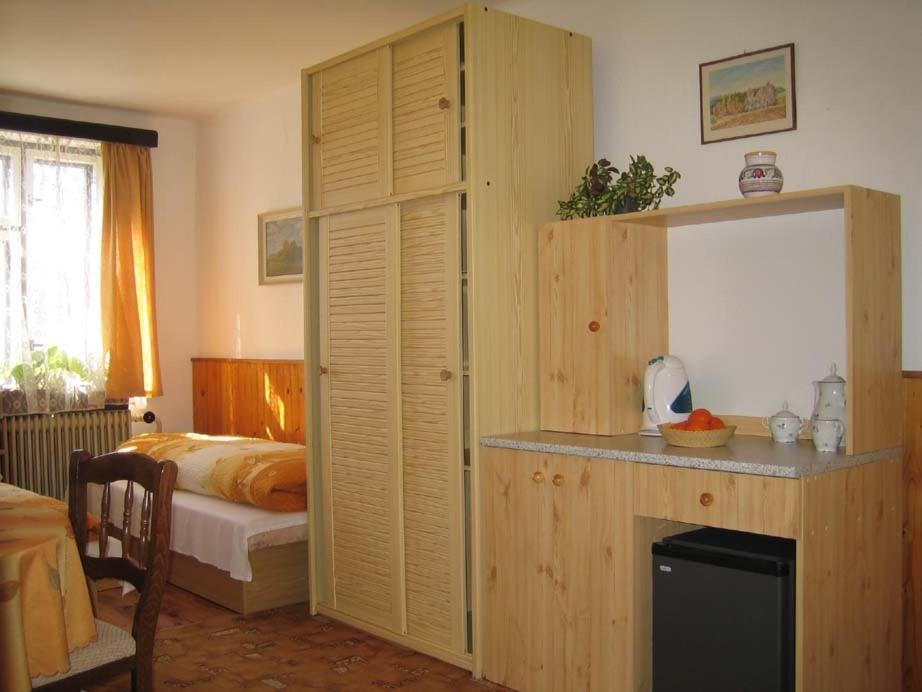 Penzion Nevcehle Urbanov ภายนอก รูปภาพ
